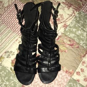 Nine West Zip Up Gladiators